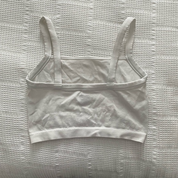 Colsie white crop top - Picture 2 of 3